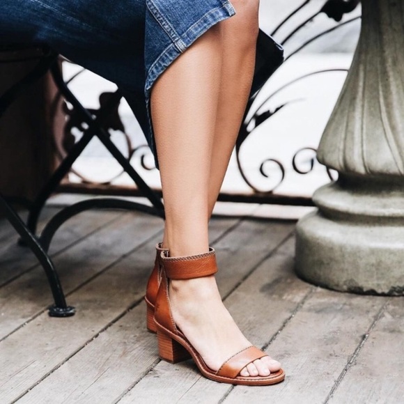 Frye Teal/Turquoise Brielle Scallop Leather Suede Ankle Strap Heel Pumps/Sandals - Picture 7 of 16